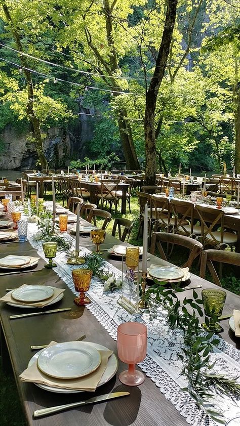 Dinnertime at our riverside wedding Small River Wedding, Creekside Wedding, 2026 Wedding, Outdoorsy Wedding, Riverside Wedding, Riverside Garden, Riverside Weddings, River Wedding, Wedding Plan