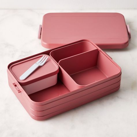 This set has lunches dialed. First, there’s the large bento box, which saves a spot for whatever you’re eating on the go. (A removable tray and lidded box keep it all separate.) Then there’s the water bottle, which fits in most cup holders and has two openings for easy drinking and refilling. Everything manages to be leakproof and dishwasher-safe, too—we’ll snack to that. Certified B Corporation. Dishwasher safe. Trays are microwave safe. BPA-free plastic. Includes removable tray, lidded box, fo Eating On The Go, Lunch Box Idea, Bucket List For Teens, Cute Lunch Boxes, Cute Clock, Lunch Box Containers, Box Water, Gift Suggestions, Bento Box Lunch