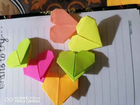 Paper heart Post It Note Heart Origami, Heart Sticky Notes On Mirror, Heart Sticky Notes, Paper Hearts Origami Bookmark, Paper Hearts Origami Love Notes, Paper Heart, Origami, Gaming Logos, Art