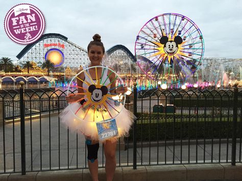 Mickey's Fun Wheel costume Ferris Wheel Costume, Disney Attraction Costume, Disney Park Costumes, Disney Ride Costumes, Mickey’s Not So Scary Halloween Party Costumes Diy, Disney Ferris Wheel, Car Costume, Disneyland Rides, Mickey Halloween