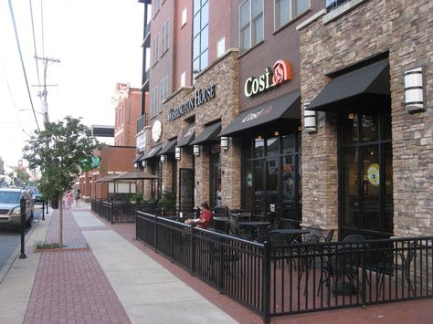 A small piece of Main Street in Newark Delaware - near The University of Delaware - love this place Delaware Aesthetic, Newark Delaware, American Flag Wallpaper, Heart Place, University Of Delaware, Seo Google, Mix Use Building, Flag Wallpaper, Small Wonder