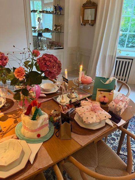 18teen Birthday, Dream Birthday, Picnic Dinner, 20th Birthday Party, Budget Party, Birthday Dinner Party, Bday Girl, 17th Birthday, Birthday Dinner