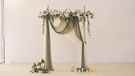 Lings Moment, Wedding Arch Draping, Arch Draping, Draping Fabric, Home Floral Arrangements, Flower Garland, Flower Garlands, Diy Wedding Decorations, Draped Fabric