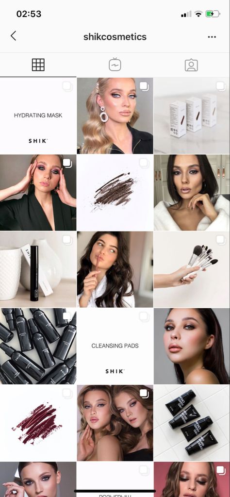 Instagram Feed Ideas Makeup, Makeup Artist Instagram Feed Layout, Makeup Studio Instagram Feed, Makeup Artist Ig Feed, Make Up Artist Instagram Feed Ideas, Makeup Artist Feed Instagram, Makeup Posts Ideas, Makeup Artist Post Ideas, Makeup Artist Aesthetic Instagram