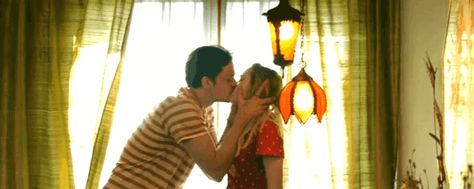 Villains Movie Bill Skarsgard, Bill Skarsgard Kiss Scene, Bill Skarsgard Kiss Gif, Bill Skarsgard Kiss, Bill Skarsgård Gif, Maika Monroe, Bill Istvan Günther Skarsgård, Hemlock Grove, Billy Boy