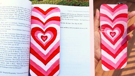 Easy Heart Bookmark Book Marks Diy Heart, How To Make A Heart Bookmark Tutorial, Heart Book Mark Tutorial, Bookmarks Handmade Heart, Heart Book Mark, Heart Bookmark, Beginner Crafts, Red And White, Canvas Painting