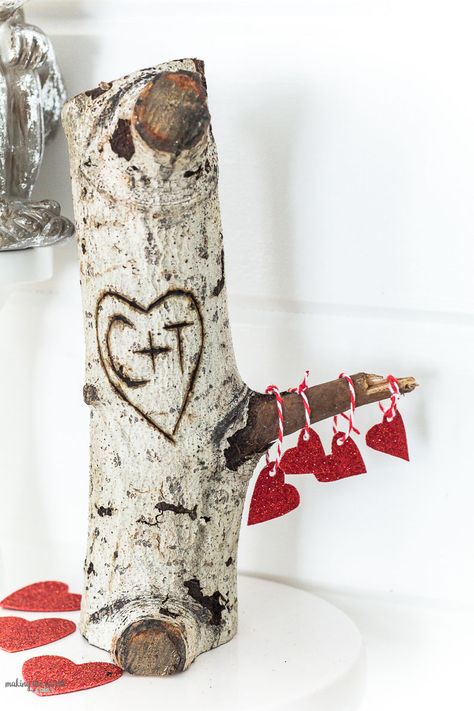 Valentine Mantle Decor, Valentine Mantel, February Decor, Vintage Valentines Decorations, Diy Valentine's Day Decorations, Rustic Valentine, Valentine Tree, Diy Valentines Decorations, Spring Decorating