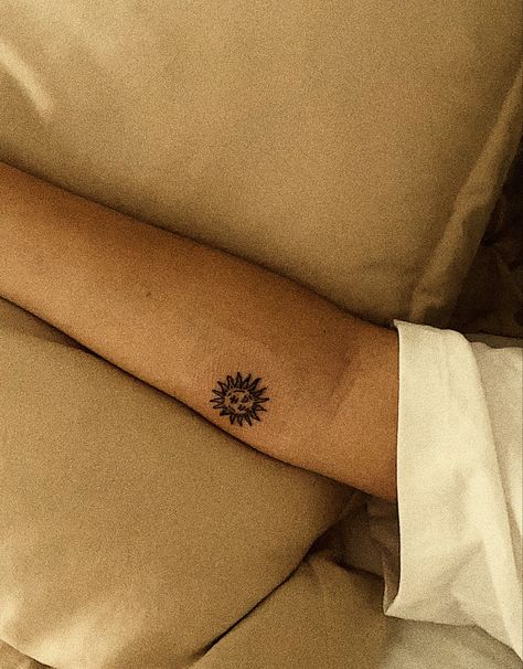 Mini Sun Tattoo, Red Sun Tattoo, Mini Tattoo, Sun Tattoo, Red Sun, Mini Tattoos, Leaf Tattoos, Maple Leaf Tattoo, Triangle Tattoo