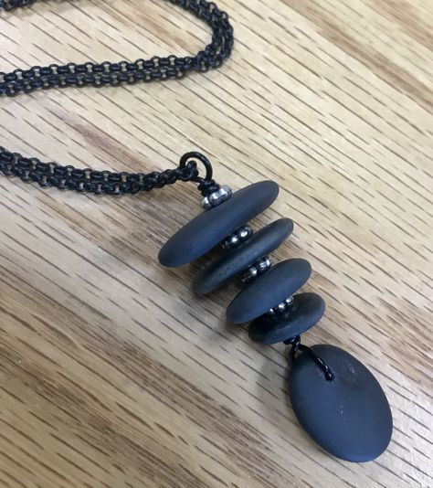 Stone Sculpture Art, Cairn Necklace, Silver Wire Jewelry, Stone Cairns, Beach Stones Jewelry, Pebble Jewelry, Wood Jewelery, Beach Necklaces, Rock Jewelry