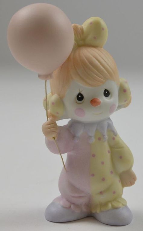 Enesco - Precious Moments - 1989 Clown Girl With Balloon My Precious Moments, Precious Moments Clown, Rushton Toys, Precious Moments Collection, Girl With Balloon, Clown Girl, Precious Moments Dolls, Clown Tattoo, Its A Girl Balloons