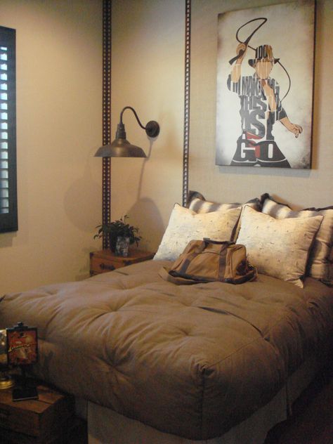 Indiana Jones Themed Bedroom Vintage Explorer Aesthetic, Indiana Jones Books, Indiana Jones Room, Indiana Jones Theme, Explorer Aesthetic, Rental House Ideas, Indiana Jones Party, Guest Bedroom Bathroom, Vintage Explorer