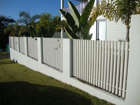 Fence Inspiration, Slatted Fence Panels, Fence Design Ideas, House Fence, Fence Plants, Glass Fence, House Fence Design, Small Fence, Fence Doors