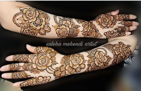 Henna Flower Designs, Rajasthani Mehndi Designs, Mehendi Artist, Legs Mehndi Design, Rose Mehndi Designs, Simple Mehndi Designs Fingers, Latest Bridal Mehndi Designs, Wedding Mehndi Designs, Mehndi Designs Front Hand