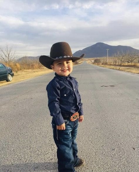 Toddler Boy Outfits Country, Country Toddler Boy, Country Baby Boy Outfits, Country Baby Pictures, Western Baby Boy, Baby Boy Cowboy, Western Baby Clothes, Baby Boy Fall Outfits, Country Baby Boy