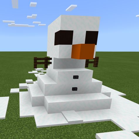 Cute Snowman Mini-Build. Check out my Tutorials of Mini-Series block by block on My YouTube channel. #minecraft #cute #mini #snowman #christmas Mincraft Idea Christmas, Cute Christmas Minecraft Builds, Minecraft Snowman Build, Minecraft Polar Bear Habitat, Snowman Minecraft, Snowy Minecraft Builds, Minecraft Christmas Building Ideas, Christmas Minecraft Ideas, Minecraft Christmas Village