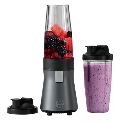 Blender For Smoothies, Juice Blender, Shakes And Smoothies, Green Juices, Personal Blender, Juicing With A Blender, Smoothie Blender, Portable Blender, Cute Kitchen