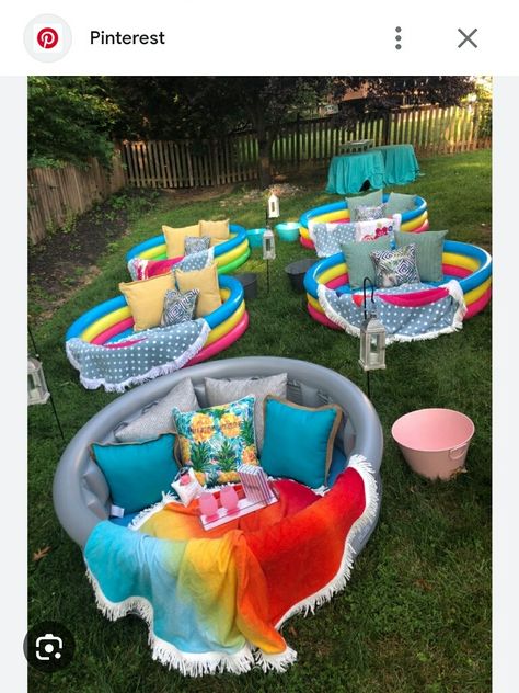 Diy Backyard Movie Night, Diy Backyard Movie, Outside Movie, Outdoor Movie Party, Backyard Movie Party, Movie Night Birthday, Night Birthday Party, Yard Ideas Cheap, Outdoor Movie Night