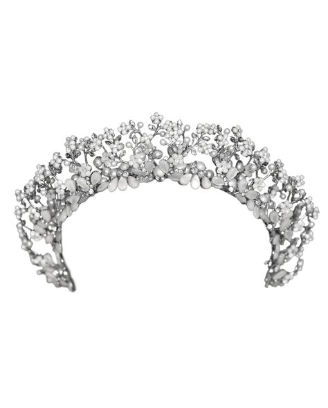 Two crowns, two personalities—endless possibilities. The ‘Knox’ Headband radiates modern sophistication, while the ‘Vivi’ Crown exudes regal allure with a daring edge. Which one speaks to your bridal story? 👑✨ #MariaElenaHeadpieces #MariaElenaBrides #BridalStyle #ModernRoyalty #Bridetobe #bridalcrown #hairaccessories Two Personalities, Bridal Crown, Personalities, Endless Possibilities, Bridal Style, Headpiece, Royalty, Hair Accessories, Crown