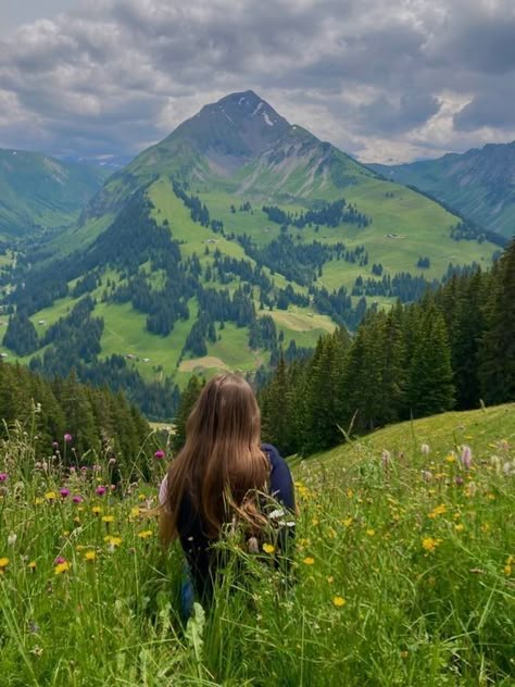 Mountains Aesthetic, Mountain Girl, Pretty Landscapes, Europe Trip, Summer Dream, Nature Aesthetic, Summer 24, Pretty Places, 2024 Vision Board