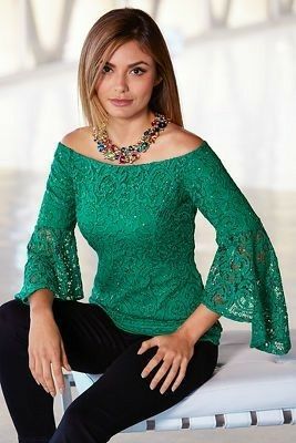 Indie Outfits, Green Lace, Bohemian Clothes, Boho Chic Fashion, Lace Tops, Look Fashion, Dress Patterns, Runway Fashion, Blouse Designs