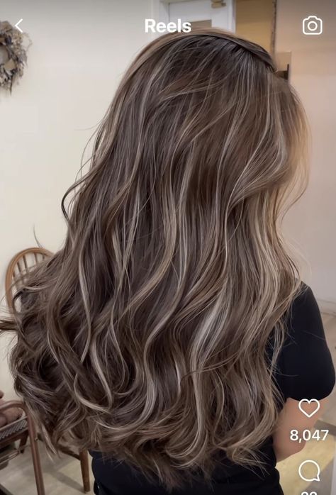 Ask Brown Highlights, Hair Colors Brown With Highlights, Cool Lowlights For Brunettes, Brunette Cool Highlights, Layers With Highlights Brunettes, Brunette Dyed Hair Ideas, Brown Hair Dye Highlights, Mousy Brown Highlights, Hair Dye Inspiration Brunettes