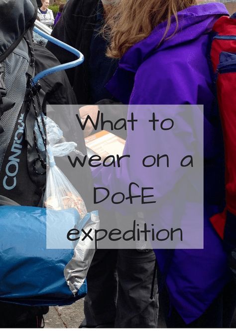 Tips for what to wear on a Duke of Edinburgh (DofE) expedition. DofE is a great thing for 14-24 year-olds to do and includes voluntary, sport and skill sections, as well as a team expedition. It's important to have the right kit for the expedition, especially boots, waterproof clothes and a rucksack. D Of E Expedition, Dofe Tips, Dofe Expedition Outfit, Duke Of Edinburgh Expedition, Dofe Expedition, Waterproof Clothes, Womens Packing List, Oversize Denim Jacket, Duke Of Edinburgh Award