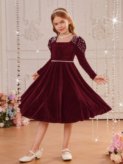 SHEIN Tween Girl Pearls Beaded Gigot Sleeve Velvet Dress | SHEIN USA Baby Wedding Outfit, Burgundy Party, Girls Velvet Dress, Kids Christmas Dress, Frocks For Kids, Gigot Sleeve, Girls Things, Sleeved Velvet Dress