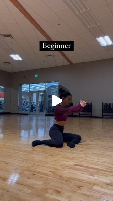 Mobility Hiit Workout, Mobility Workout For Beginners, Beginner Mobility Workout, Hip Mobility Workout, Mobility Workout Routine, Hip Mobility Exercises For Beginners, Hip Mobility Stretches, Mobility Exercises For Beginners, Leg Mobility