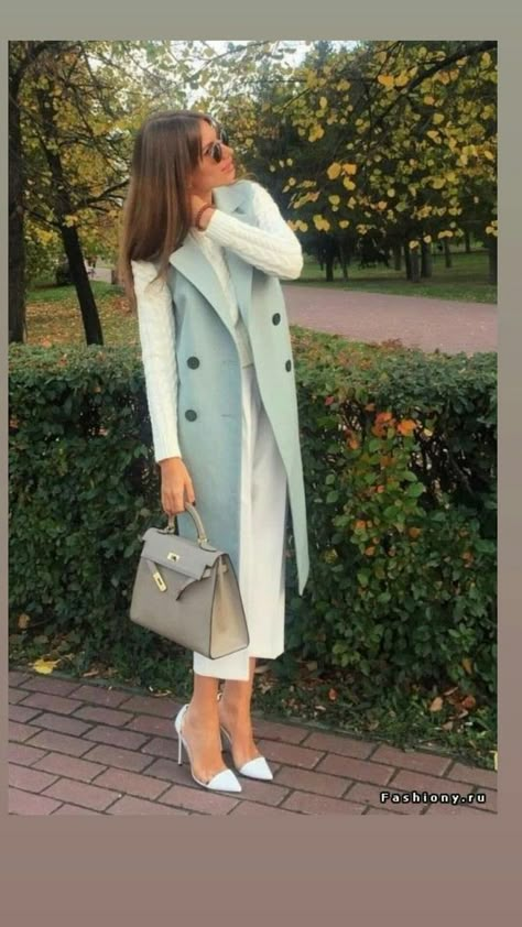 Mode Tips, Elegante Casual, Winter Mode, Looks Chic, Formal Outfit, Business Casual Outfits, Hermes Bags, Winter Fashion Outfits, Work Attire