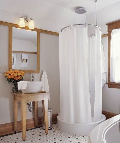 Corner shower curtain rod