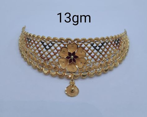 Chokar Gold Set, 16grams Gold Necklace Designs, 20 Grams Gold Choker Designs, 16 Grams Gold Necklace Designs, Chokar Design Jewelry In Gold, Gold Choker Necklace Indian Bridal, Choker Necklace Designs Gold Indian, Gold Choker Necklace Indian, Gold Choker Necklace Set