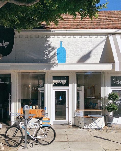 Blue Box Cafe, Blue Bottle Cafe, Coffee Shop Los Angeles, Los Angeles Coffee Shop Aesthetic, Blue Bottle Coffee Aesthetic, Blue Bottle Coffee Japan, Los Angeles Coffee, Cafe Pictures, Blue Cafe