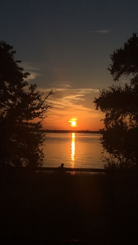 Sunset at Lake Lewisville in Texas Green Mood Board, Mood Board, Texas, Celestial Bodies, Lake, Spring Summer, Green, Blue