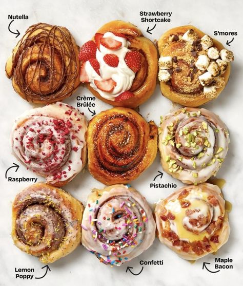 Unique Cinnamon Roll Flavors, Aesthetic Deserts, Late Night Dessert, Bakery Snacks, Mini Torte, Bakery Items, Sweet Snacks Recipes, Cinnamon Roll, Satisfying Food