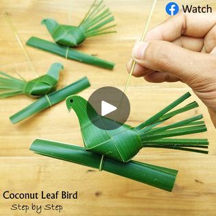 Leaf Parrot Decoration, How To Make Parrot With Leaves, Coconut Art Crafts Ideas, Coconut Leaf Craft, Craft Watch, Parrot Craft, Palm Leaf Decor, Banana Leaf Art, Leaf Craft