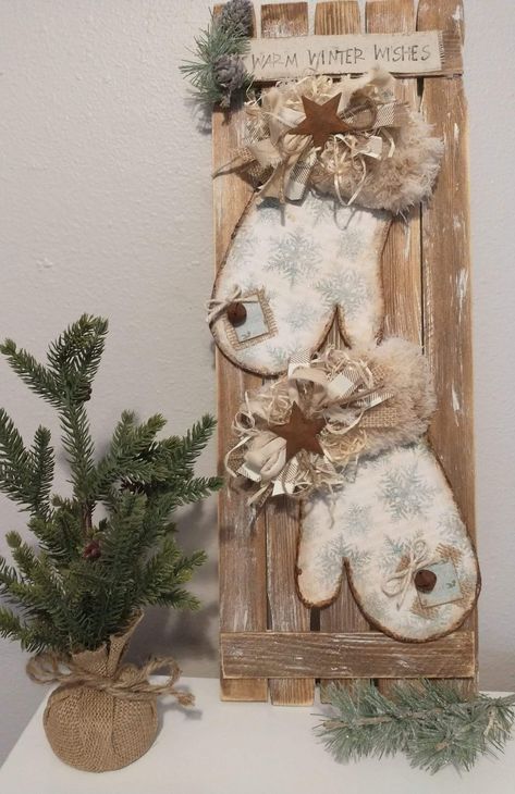 Wood Winter Crafts, Stocking Ornaments Diy, Mitten Christmas Decorations, Diy Christmas Sled, Easy Wood Projects To Sell, Wooden Mittens Wood Crafts, Wood Mitten Ornaments, Wooden Mittens Painted, Wood Mittens