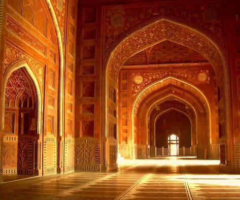 Do You Know What is the Most Classic Color? Taj Mahal Interior, Tac Mahal, تاج محل, New Seven Wonders, Agra Fort, Taj Mahal India, Mughal Architecture, Architecture Landmark, Ancient India