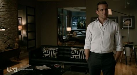 Suits Harvey Specter Apartment, Suits Harvey, Suits Tv Shows, Suits Tv, Gabriel Macht, Red Band Society, Modern House Interior, Grey Anatomy Quotes, Harvey Specter