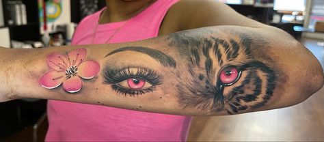 Pink Tattoo Ink, Girly Hand Tattoos, Girl Thigh Tattoos, Tiger Girl, African Tattoo, Pink Tattoo, Hand Tattoos For Girls, Pretty Hand Tattoos, Forarm Tattoos