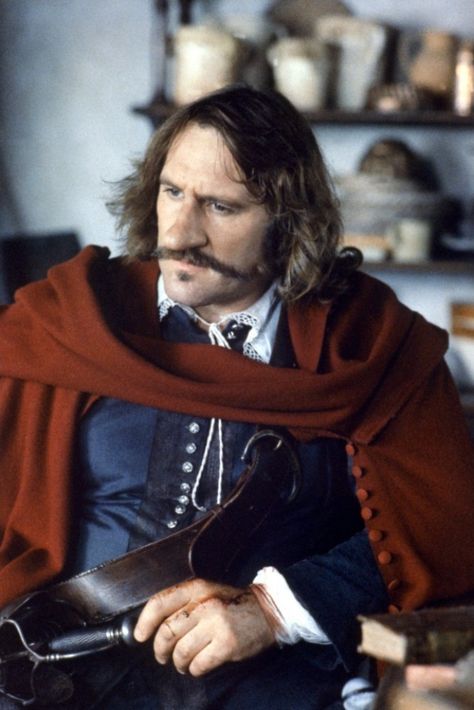 Gerard Depardieu as Cyrano de Berjerac Best Period Dramas, French Actors, Alphonse Daudet, Romantic Period, Meg Ryan, French Cinema, Foreign Film, French Films, Costume Drama