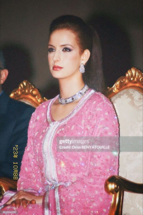 Lalla Salma, Moroccan Aesthetic, Moroccan Culture, Moroccan Fashion, Moroccan Dress, Hailey Bieber, Aesthetic Fashion, Traditional Style, Royal Family