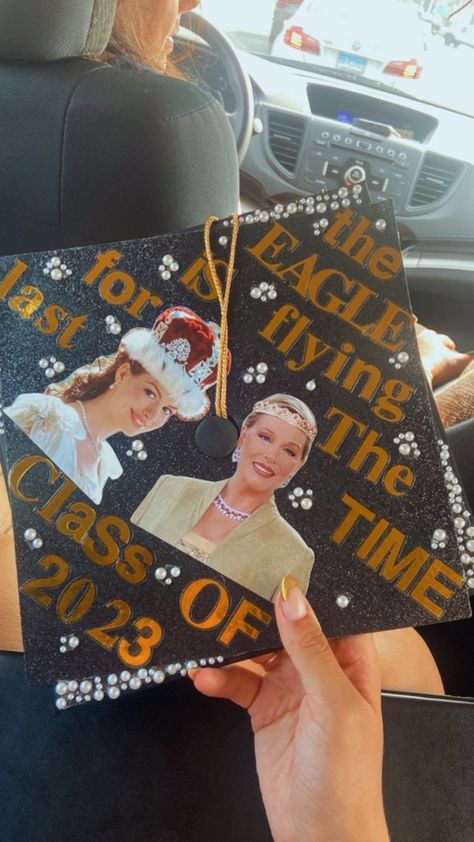 Princess Diaries Grad Cap, Princess Bride Graduation Cap, Anastasia Graduation Cap, Princess Diaries Graduation Cap, Graduation Cap Designs Twilight, Gilmore Girls Grad Cap, Gilmore Girls Graduation Cap, Graduation Cap Decoration Diy, Grad Hat