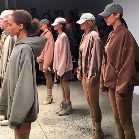 “#KylieJenner at #Yeezy season II show to Yeezy Season 2, Yeezy Fashion, Acne Studio, Yeezy Season, Pinterest Fashion, Mode Inspiration, Kanye West, Fashion Killa, Urban Fashion