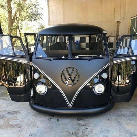 Vw Minibus, Kombi Pick Up, Van Volkswagen, Volkswagen Vehicles, Kombi Home, Volkswagen New Beetle, Vintage Vw Bus, Combi Volkswagen, Vintage Volkswagen