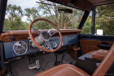 Ford Bronco Interior, Fender Bronco, Bronco Interior, Bronco Build, 1969 Ford Bronco, Car Interior Upholstery, Classic Bronco, First Generation, Shelby Gt500