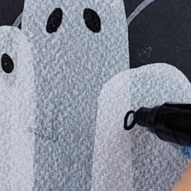 Squeegee Ghost Painting, Ghost Added To Painting, Squeegee Art Ghost, Ghost Texture Art, Viral Ghost Painting, Art Camp Projects, Scrape Painting, Camp Projects, Ghost Drawing