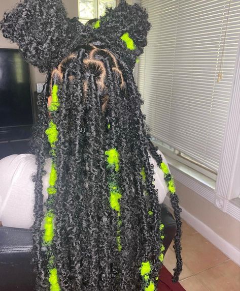 Blue And Black Peekaboo Soft Locs, Butterfly Locs Color, Butterfly Locks Different Colors, Green And Black Butterfly Locs, Long Butterfly Locs With Color, Black And Blue Faux Locs, Butterflies Locs Long, Black Hair Inspiration, Butterfly Locs