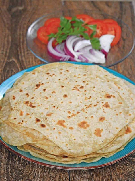 Yufka | Turkish Unleavened Flatbread - My Cooking Journey Turkish Flatbread Recipe, Turkish Flat Bread, Turkish Flatbread, Flat Breads, Scottish Recipes, Flatbread Recipes, British Food, Middle Eastern Recipes, Wrap Recipes