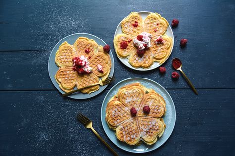 German Waffles with Whipped Raspberry Vanilla Cream ° eat in my kitchen German Waffles, German Breakfast, Yoghurt Bowl, Bread Jam, Favorite Breakfast Recipes, Energy Bowl, Raspberry Cream, Delicious Bread, Savory Breakfast