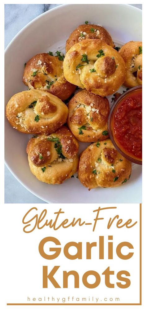 Gluten Free Garlic Bread, Gluten Free Dough, Gluten Free Sides, Garlic Knots, Gluten Free Appetizers, Pizza Shop, Gluten Free Living, Recipes Cake, Gluten Free Dairy Free Recipes